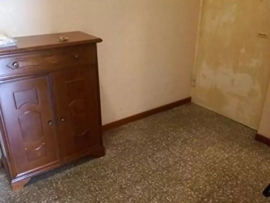 Immagine 7 di Appartamento in vendita  a Massa