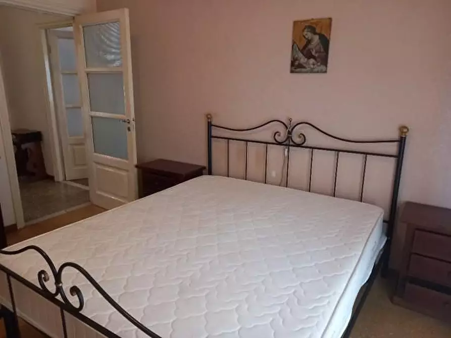 Immagine 9 di Appartamento in vendita  a Massa