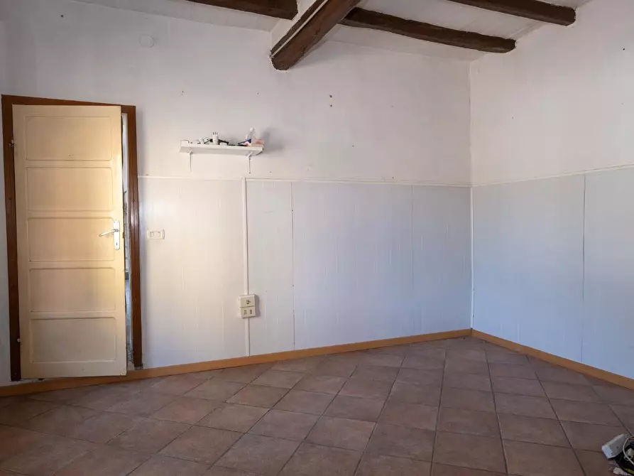 Immagine 2 di Porzione di casa in vendita  a Gattatico