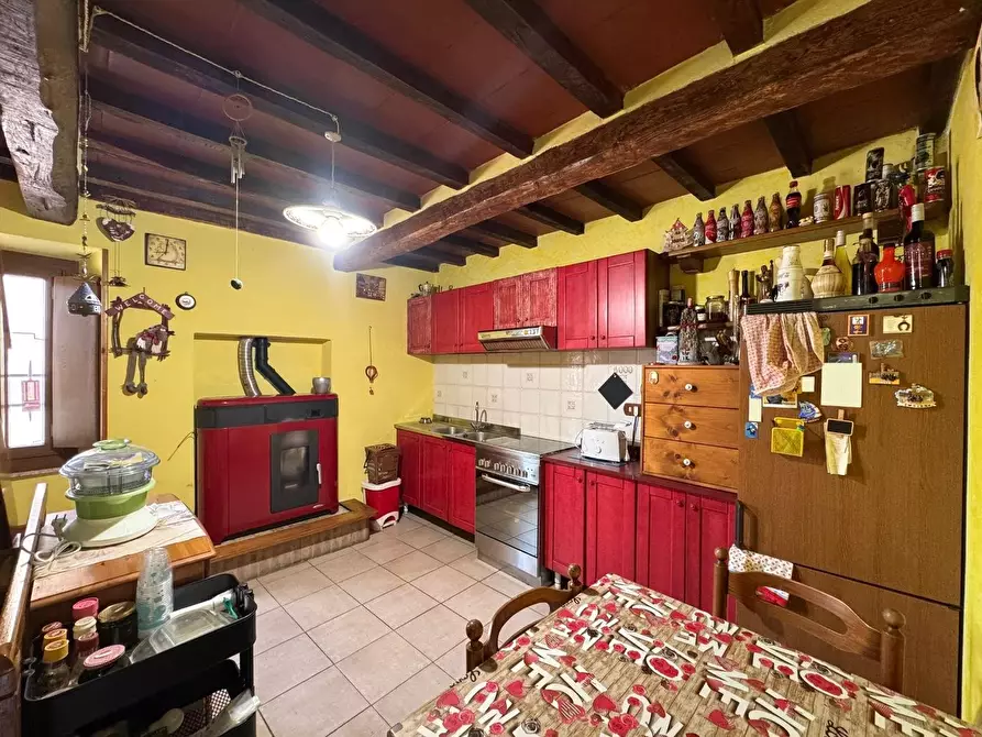 Immagine 13 di Terratetto in vendita  a Seravezza