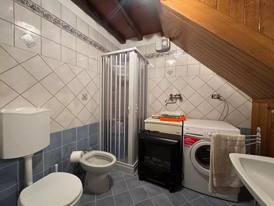 Immagine 12 di Terratetto in vendita  a Seravezza