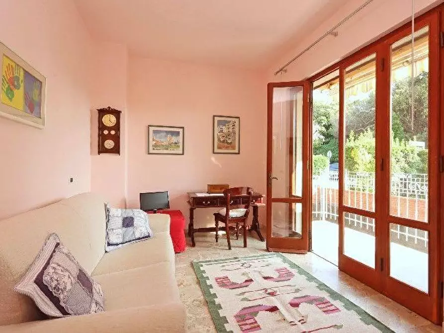 Immagine 21 di Villa in vendita  a Rosignano Marittimo