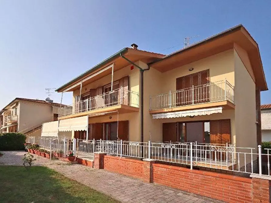 Immagine 50 di Villa in vendita  a Rosignano Marittimo