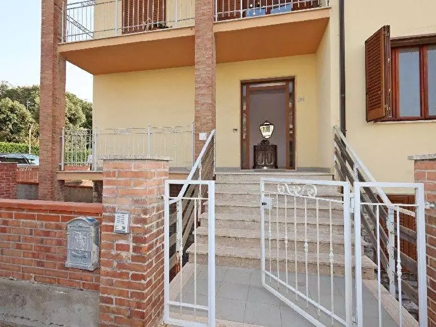 Immagine 53 di Villa in vendita  a Rosignano Marittimo