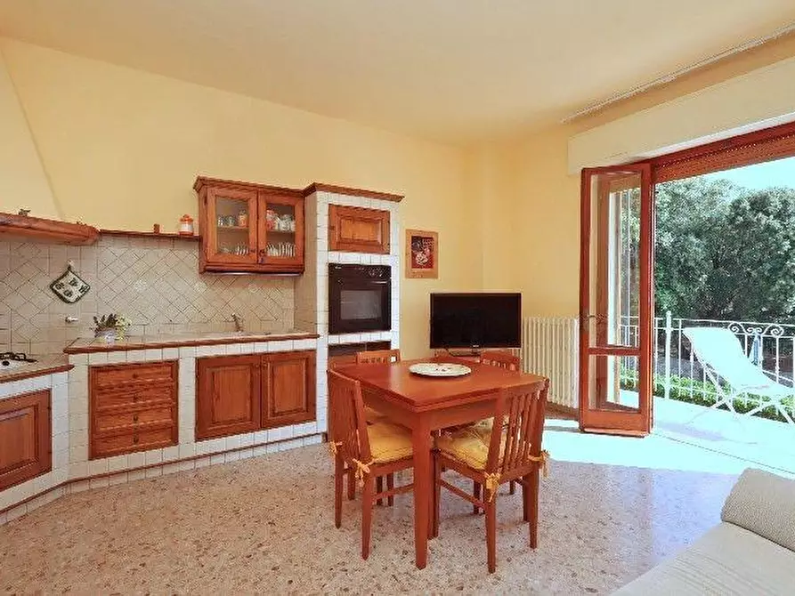 Immagine 30 di Villa in vendita  a Rosignano Marittimo