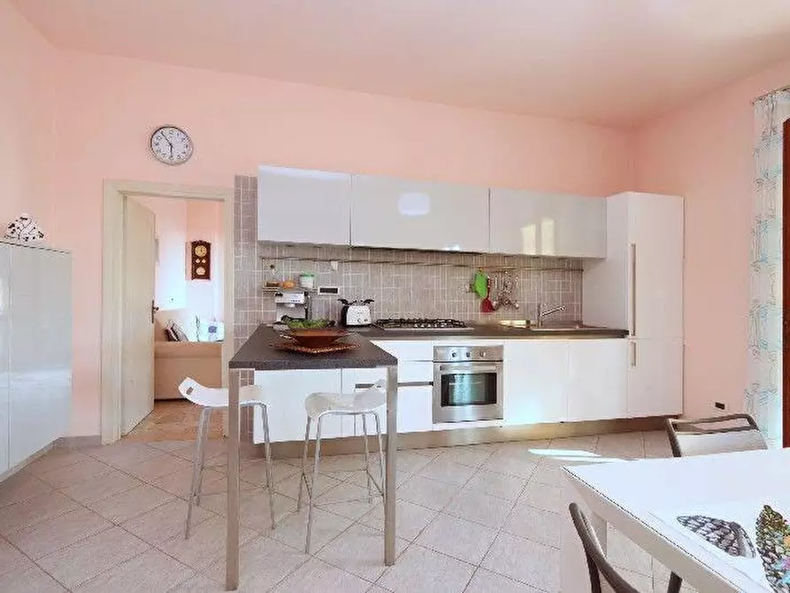 Immagine 12 di Villa in vendita  a Rosignano Marittimo