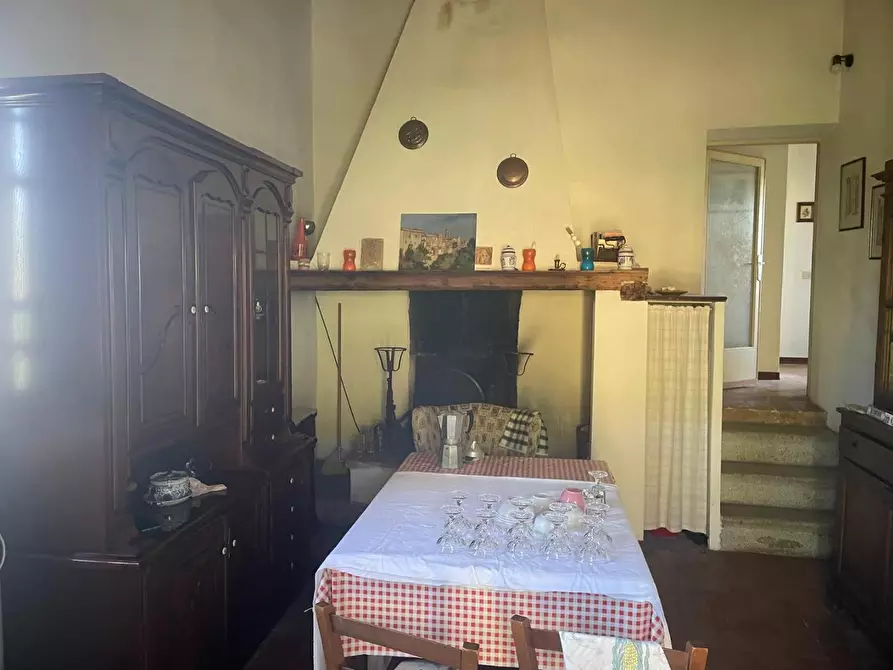 Immagine 3 di Casa colonica in vendita  a Montepulciano