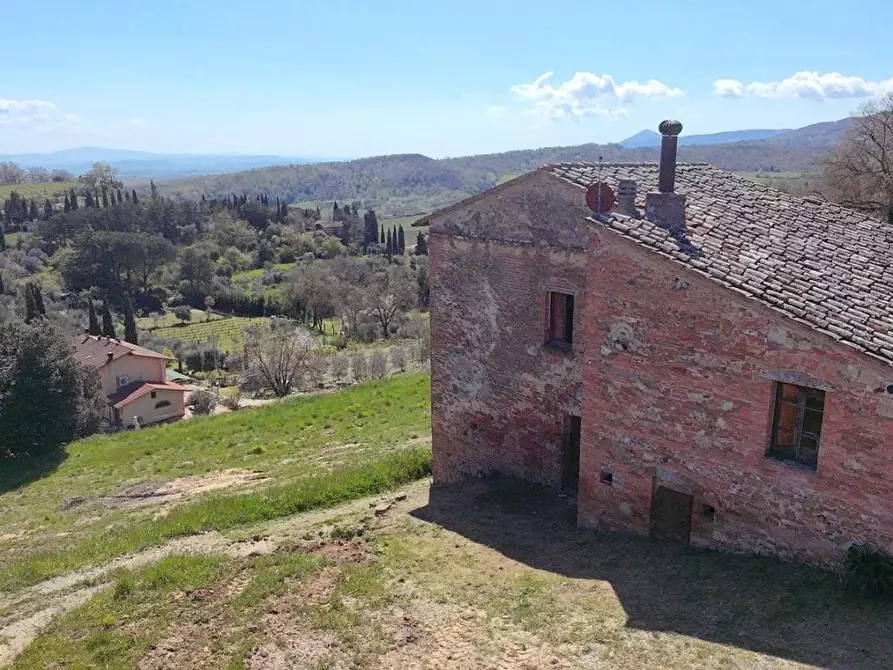 Immagine 17 di Casa colonica in vendita  a Montepulciano