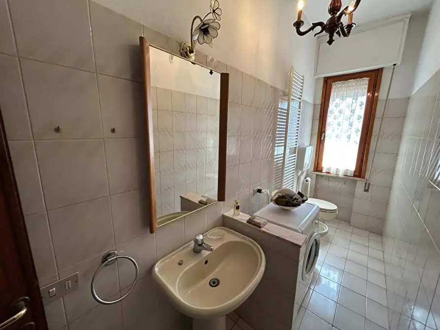 Immagine 36 di Mansarda in vendita  a Empoli