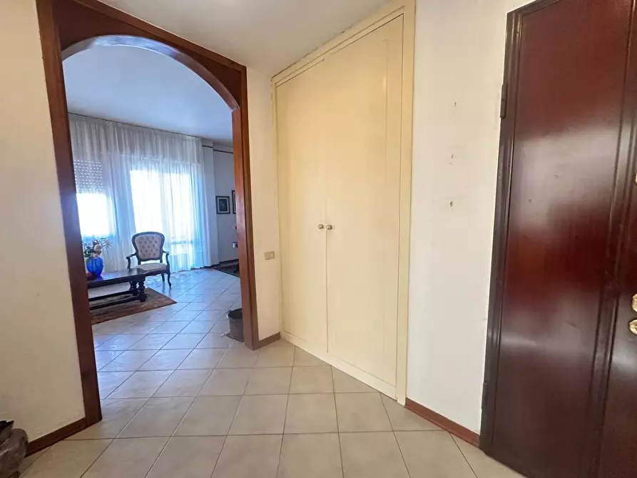 Immagine 46 di Mansarda in vendita  a Empoli