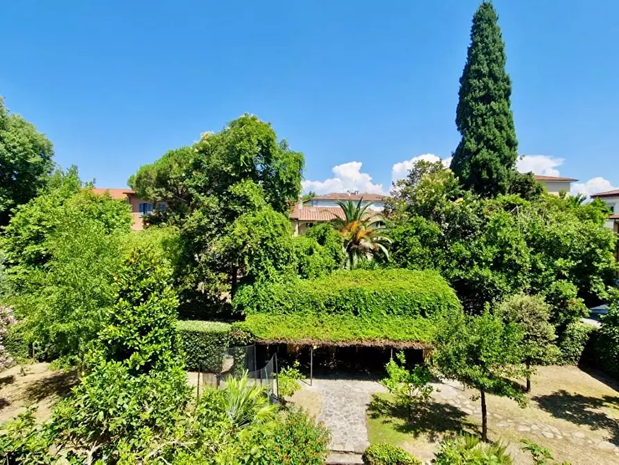 Immagine 8 di Appartamento in vendita  a Pisa