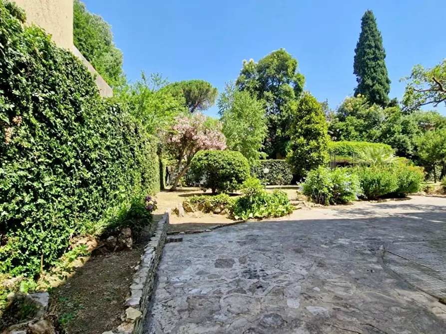 Immagine 9 di Appartamento in vendita  a Pisa