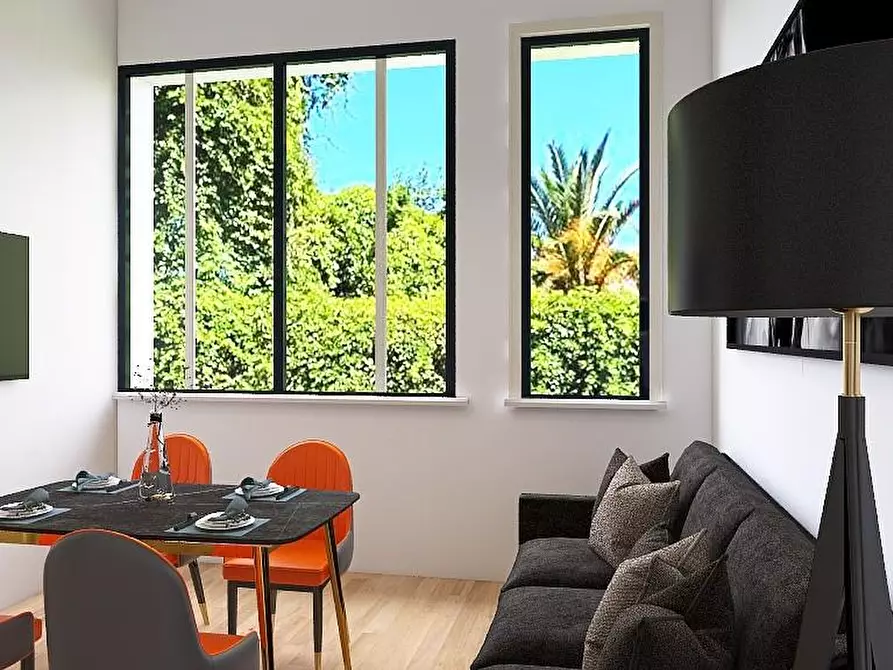 Immagine 34 di Appartamento in vendita  a Pisa