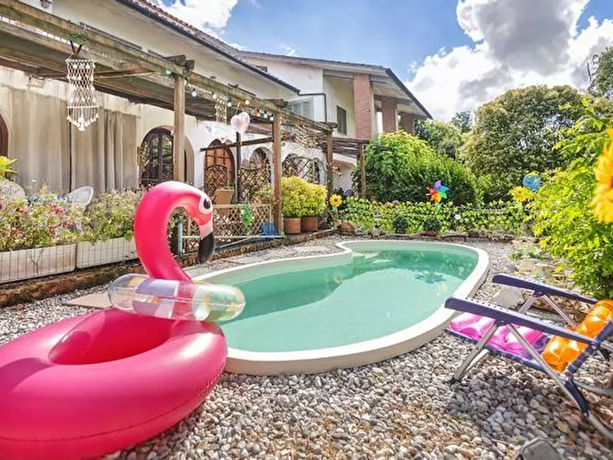 Immagine 11 di Appartamento in vendita  a Pisa