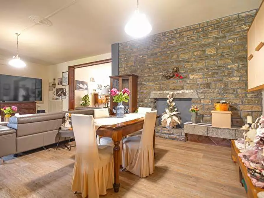 Immagine 19 di Appartamento in vendita  a Pisa