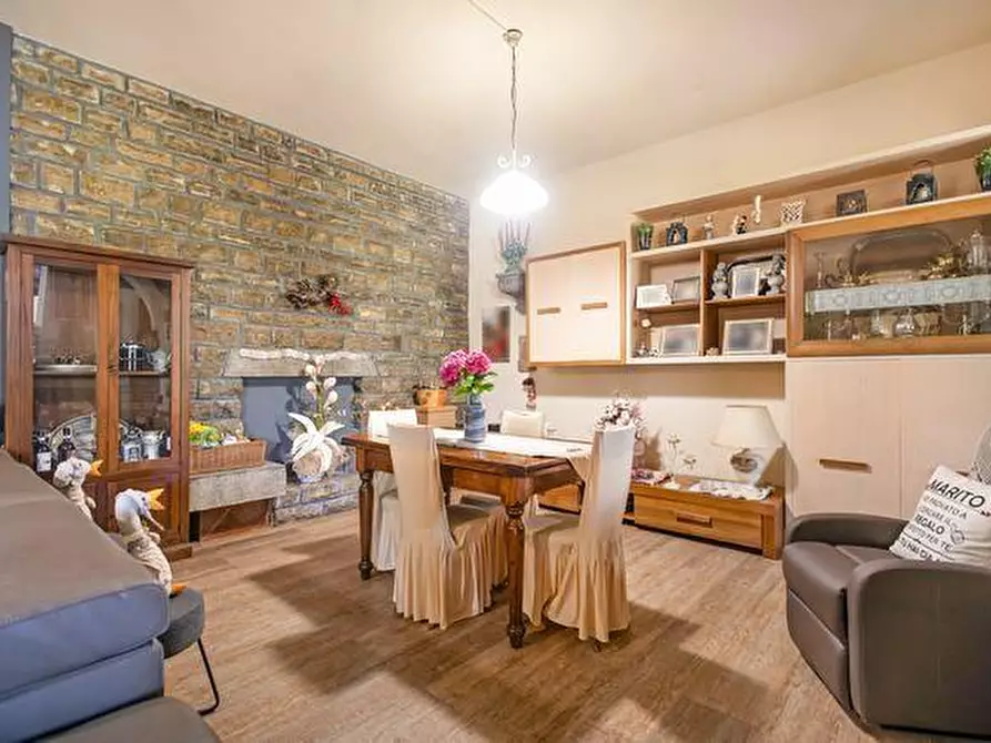 Immagine 18 di Appartamento in vendita  a Pisa