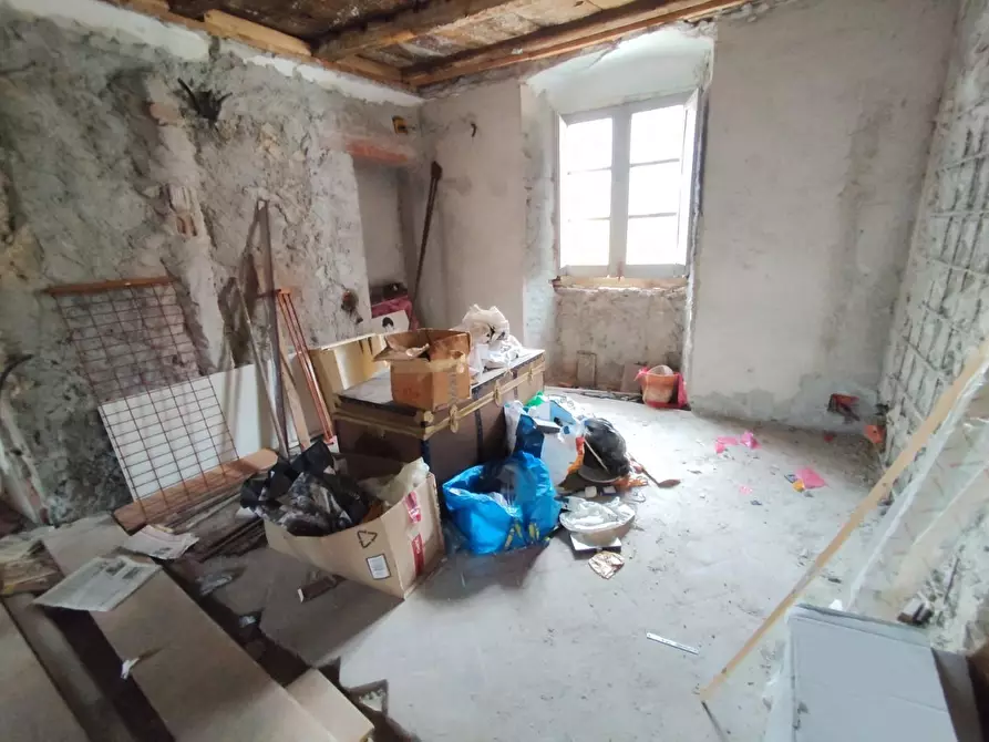 Immagine 9 di Appartamento in vendita  a Massa