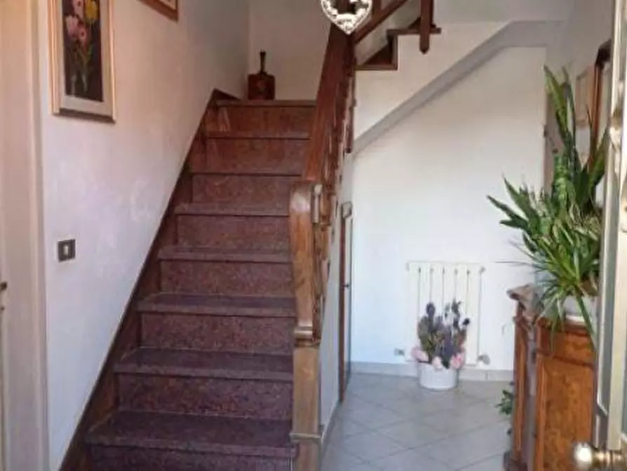 Immagine 21 di Villetta a schiera in vendita  a Massarosa