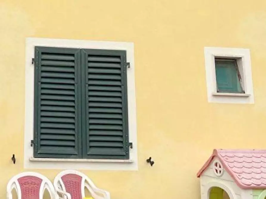 Immagine 2 di Villetta a schiera in vendita  a Massarosa