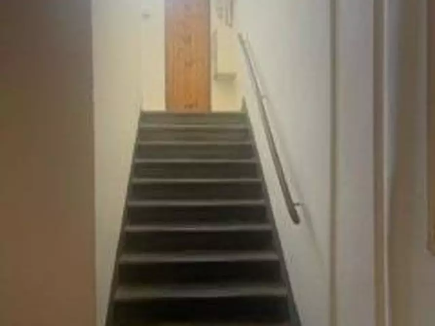 Immagine 17 di Appartamento in vendita  a Livorno