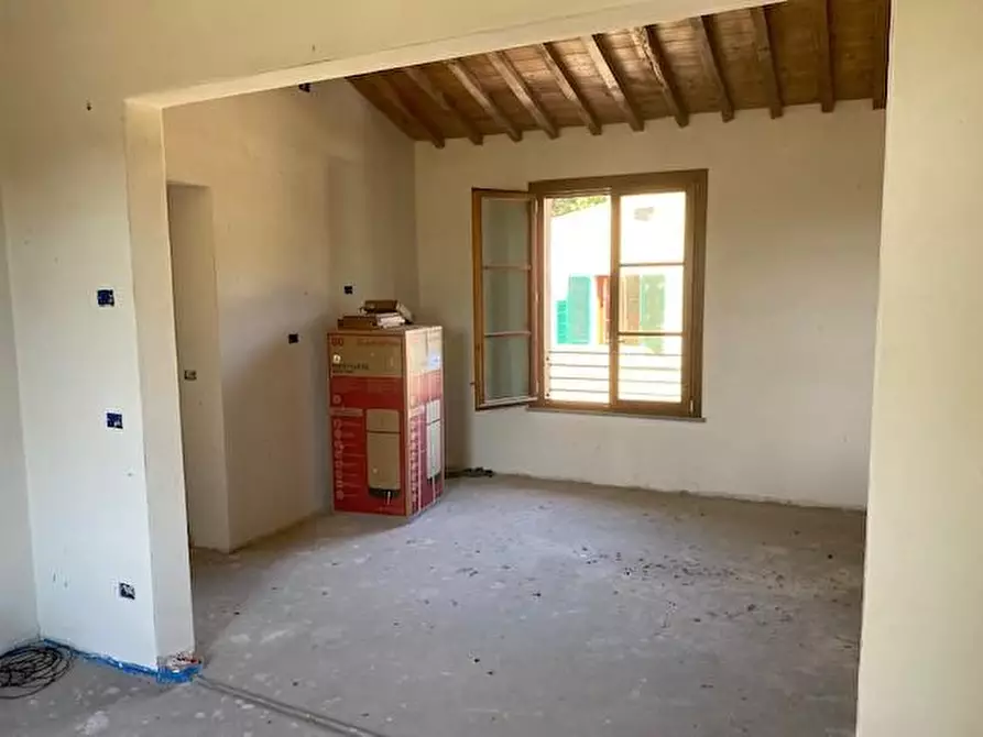 Immagine 2 di Appartamento in vendita  a Pisa