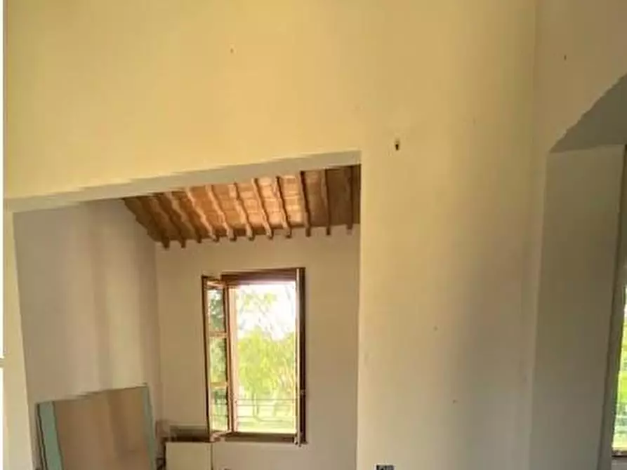 Immagine 5 di Appartamento in vendita  a Pisa