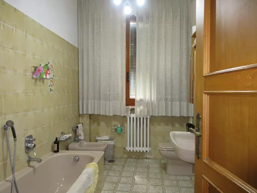 Immagine 15 di Villa in vendita  a Montelupo Fiorentino