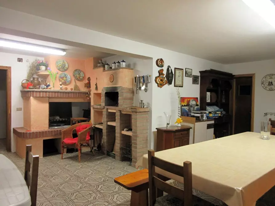 Immagine 13 di Villa in vendita  a Montelupo Fiorentino