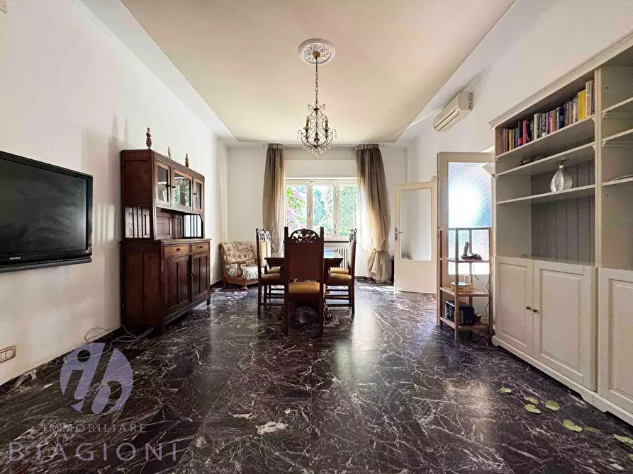 Immagine 8 di Appartamento in vendita  a Pietrasanta