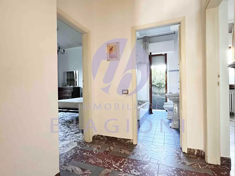 Immagine 23 di Appartamento in vendita  a Pietrasanta