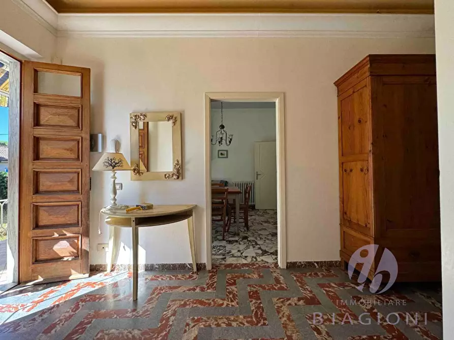 Immagine 5 di Appartamento in vendita  a Pietrasanta