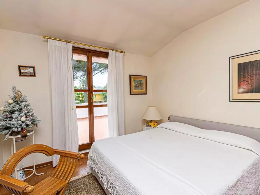 Immagine 34 di Villa in vendita  a Pontedera