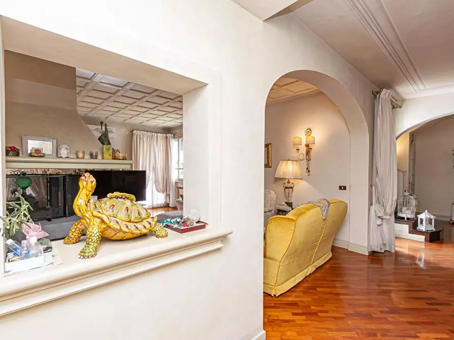 Immagine 41 di Villa in vendita  a Pontedera