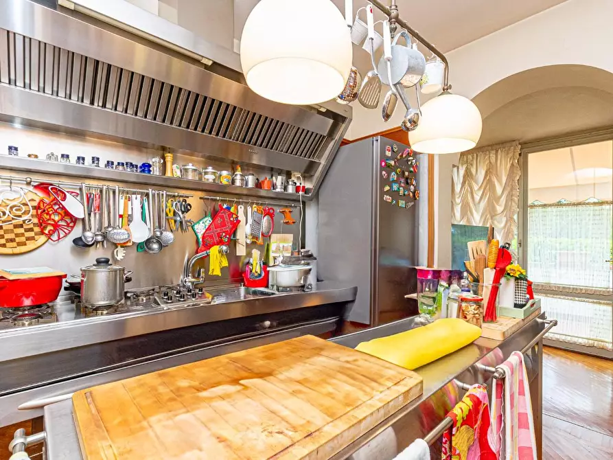 Immagine 16 di Villa in vendita  a Pontedera