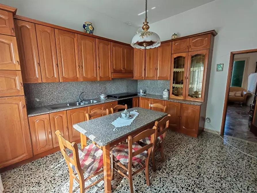 Immagine 12 di Villa in vendita  a Ponsacco