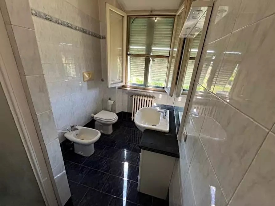 Immagine 18 di Villa in vendita  a Pontedera