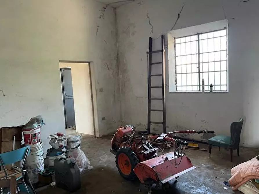 Immagine 24 di Villa in vendita  a Pontedera