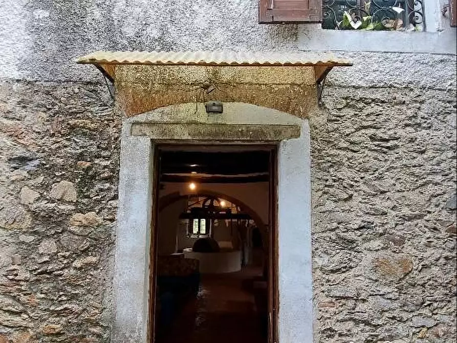 Immagine 39 di Casa colonica in vendita  a Calci