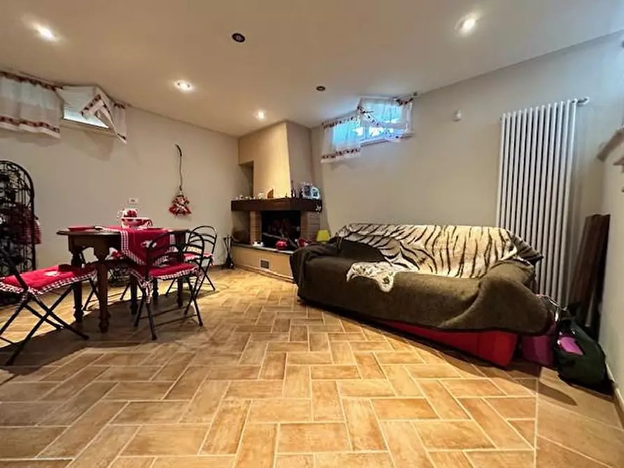 Immagine 15 di Casa bifamiliare in vendita  a Camaiore