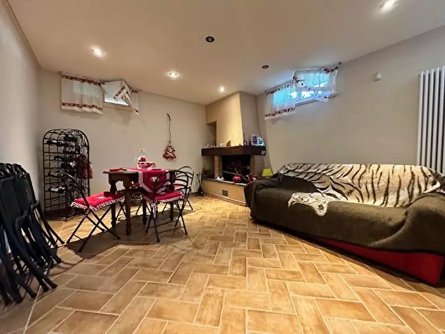 Immagine 14 di Casa bifamiliare in vendita  a Camaiore