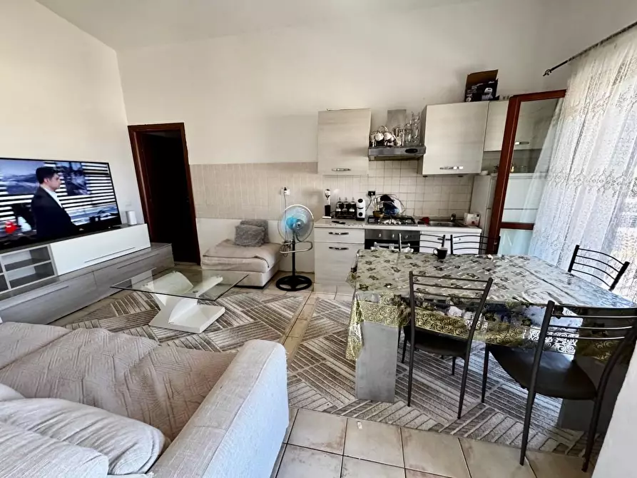 Immagine 4 di Appartamento in vendita  a Cascina