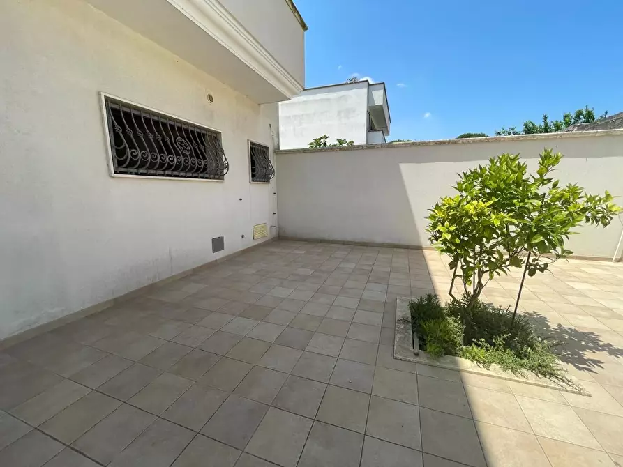 Immagine 8 di Villa in vendita  a Monteparano