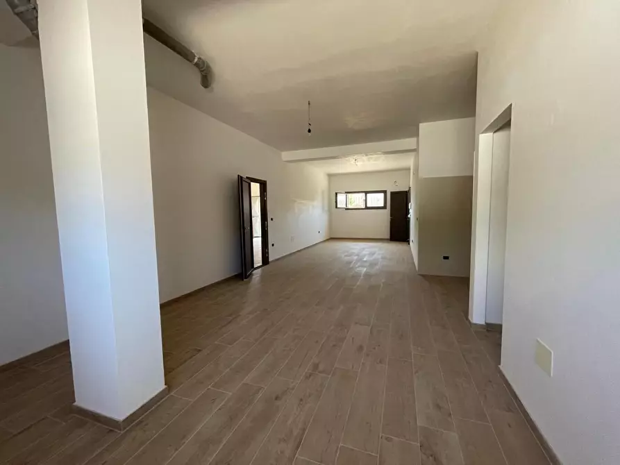 Immagine 13 di Villa in vendita  a Monteparano