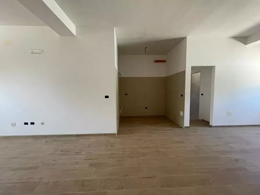 Immagine 10 di Villa in vendita  a Monteparano