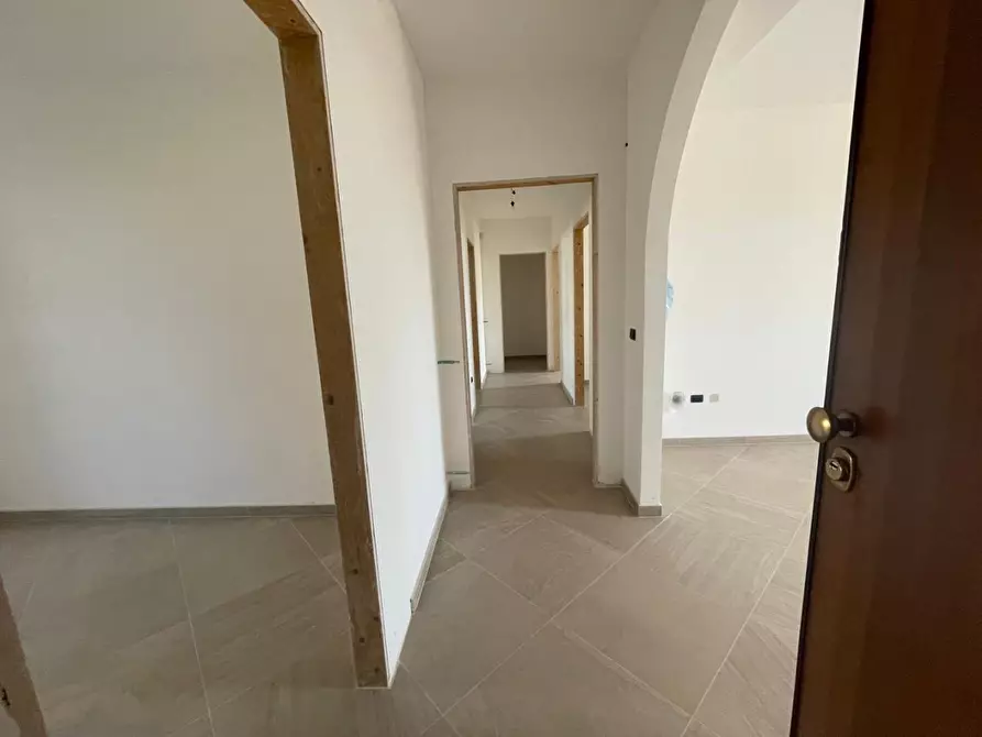 Immagine 18 di Villa in vendita  a Monteparano