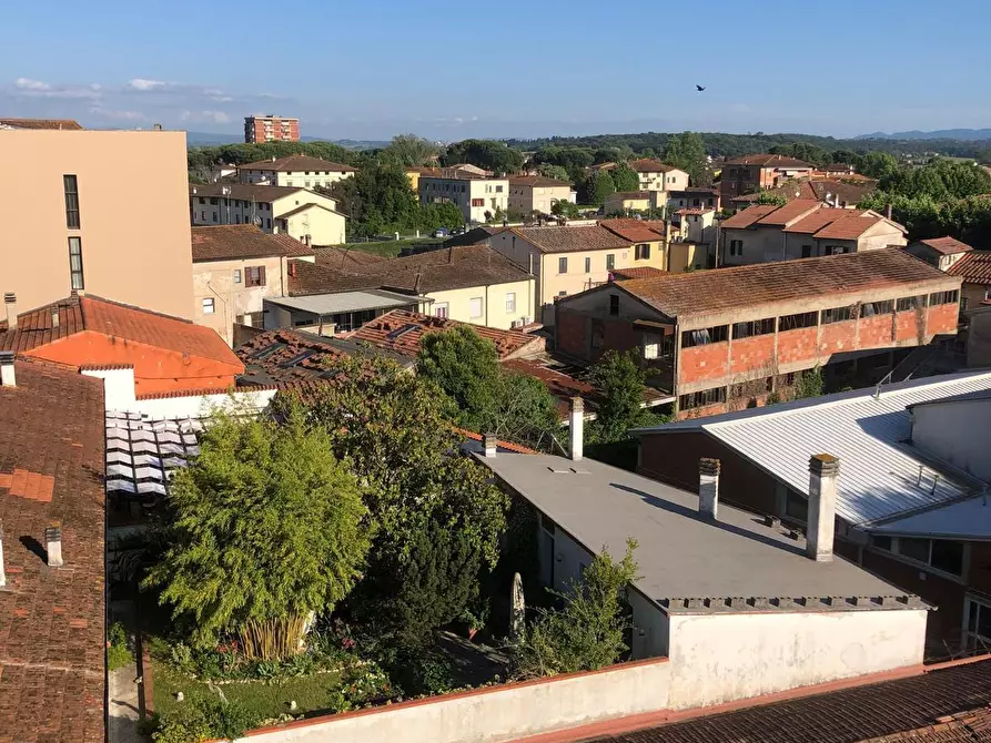 Immagine 18 di Mansarda in vendita  a Ponsacco