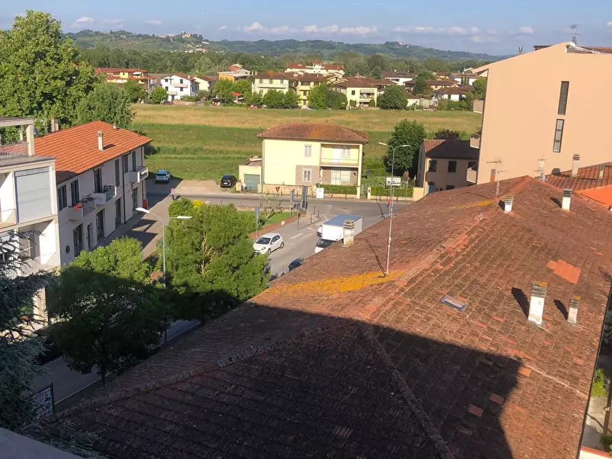 Immagine 19 di Mansarda in vendita  a Ponsacco