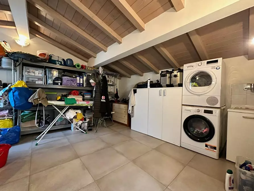 Immagine 24 di Villa in vendita  a Camaiore