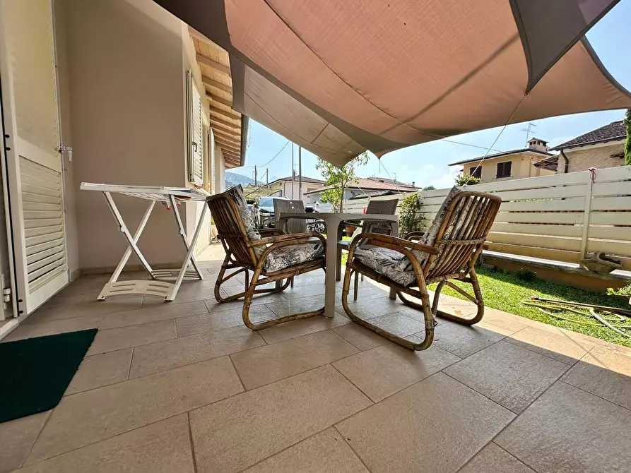 Immagine 26 di Villa in vendita  a Camaiore