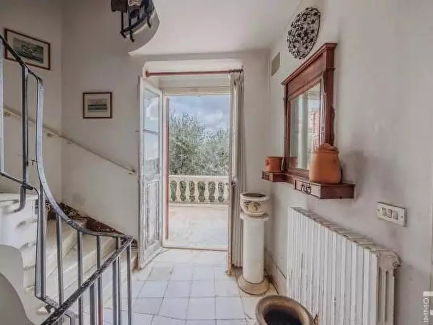 Immagine 11 di Loft/Open space in vendita  a Carrara